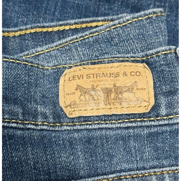 Levi's 515 Jeans Women's size 16 Red Tab Denim Medium Wash Boot Cut Flap Pocket - Picture 5 of 8